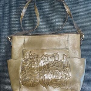 Patricia Nash olive green Elegant leather cross body  bag